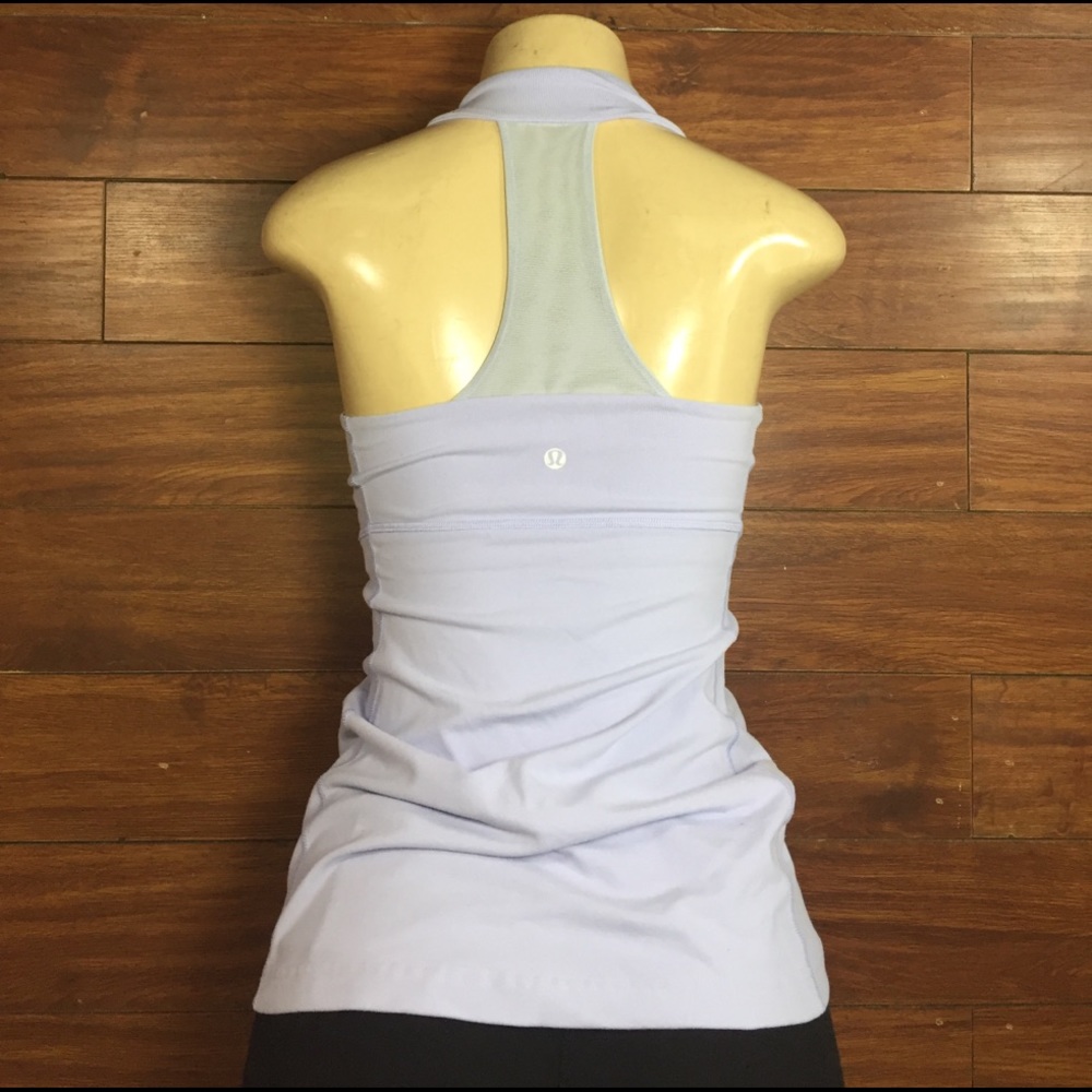 Lululemon - Picture 2 of 4